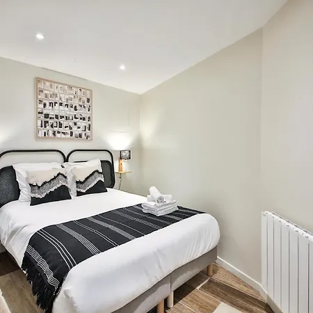 Appartamento Triplex-6pers-porte Maillot-arcdetriomphe-paris17 *